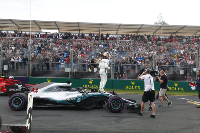 lewis-hamilton-pole-australia