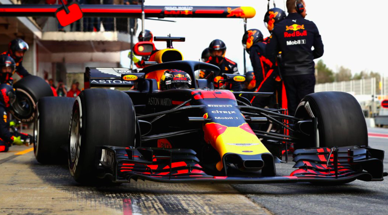 red-bull-racing-pit-stop-2018