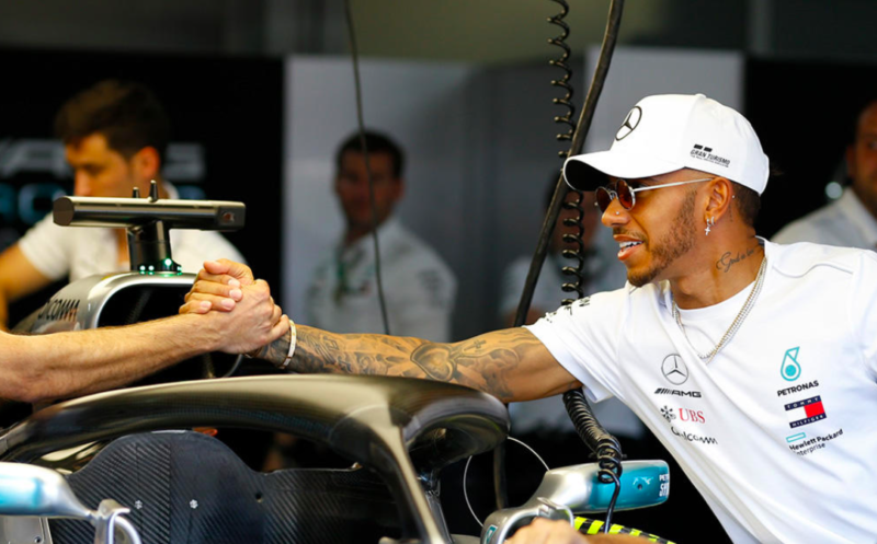 lewis-hamilton-paul-ricard-2018