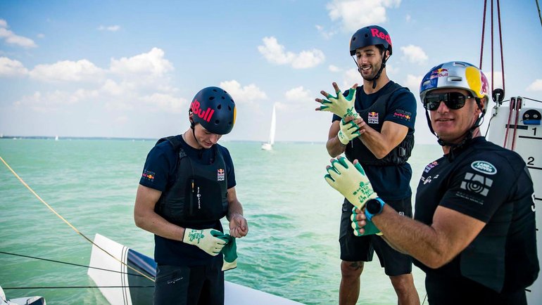 daniel-ricciardo-and-max-verstappen-in-hungary