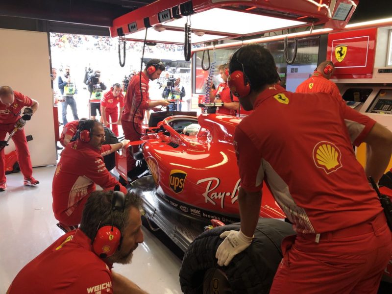 vettel-ferrari-garage