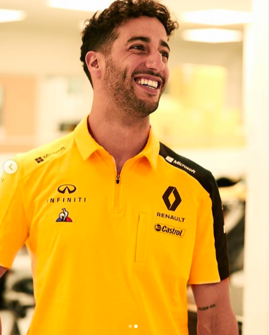 daniel-ricciardo-renault-uniform