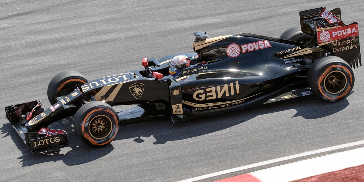 lotus-formula-1-car-livery